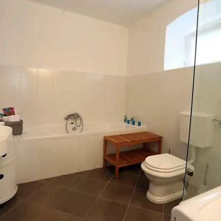 Apartman Laval Trsat Apartment